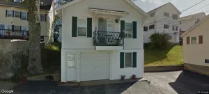 Image of Cute House -2 Blocks from Beach