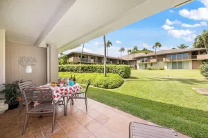 Image of EL J111 Spacious Garden Studio w Pool Hot Tub
