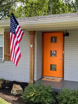 Image of ORANGE DOOR - Entire House - 0.6 mi to Square & 30 steps to trails