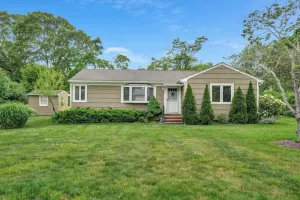 Image of Charming Cottage in The Heart of the North Fork