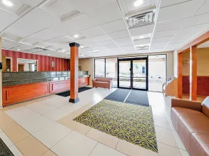 Image of Best for Unwinding! Free Breakfast, 2 Convenient Units w\/ Free Parking!