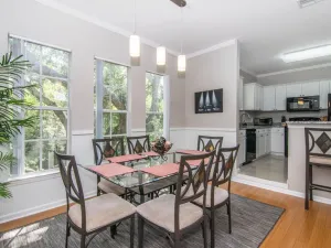 Image of Contemporary and Water View - 1 bedroom 2 bath in Tampa, FL