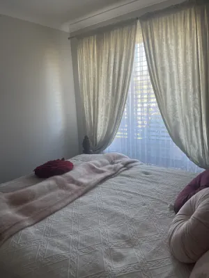 Image of Ideal workers  short long stayz modern home acreage