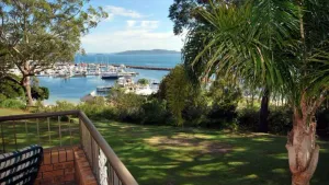 Image of Sailfish, 3,46 Magnus Street - Unit with stunning water views and close to town