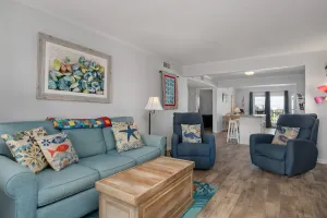 Image of Pooh's Corner: Oceanfront condo & Patio, steps to the beach, dog friendly!