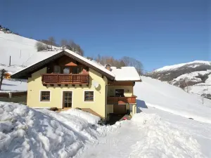 Image of Very spacious chalet with luxury wellness and bar
