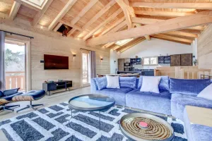 Image of Chalet, 3rd floor, view ski slopes, terrace, balcony, fireplace or stove, parking, tv, ski locker
