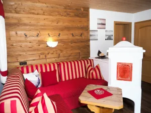 Image of Ferienwohnung Halsalm, 1-2 Personen, 43 qm, Dusche\/WC, Balkon, TV, W-LAN, 1 Schlafzimmer, Nichtraucher, Süd-West-Lage