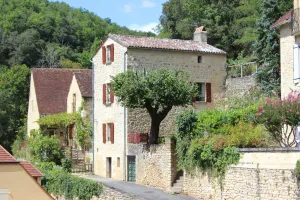 Image of Gabarier's house in the historic heart of the medieval village of La Roque Gageac