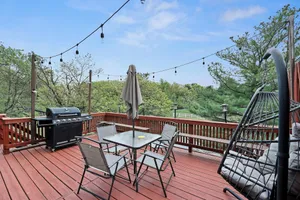 Image of Spacious 3BR Townhouse with Balcony & Gym