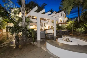 Image of Paradise Palms Retreat: Lux Vacay or Wedding! -- Welcome to Paradise!