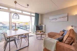 Image of Spacious 5-person apartment within walking distance of the beach and center
