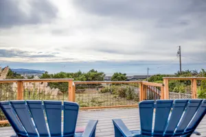 Image of Single Level Bayshore Beauty With The Perfect Deck For Relaxing, Pups Welcome!
