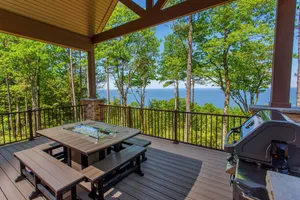 Image of Bay Views and Golf Simulator - Baydream Believer