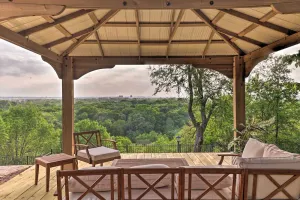 Image of Perched atop a bluff overlooking the expansive views! Near Stockyards, Dickies