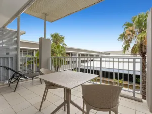 Image of 2 Bedroom Dual Key Apt in Luxury Resort *FREE WIFI