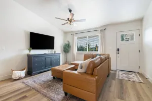 Image of Hot Tub, Walking paths, Close to Downtown Nampa