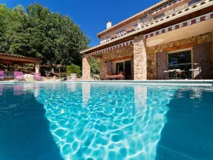 Image of Villa de charme avec piscine chauffée, Jacuzzi et Sauna