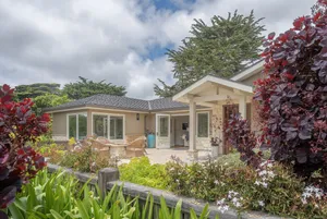 Image of 3888 Seas the Day - Modern and Stylish, Mountain Views, Lush Landscape