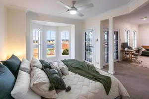 Image of Ludere Normanville