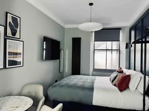 Image of Boutique king bed studio, en-suite & kitchenette
