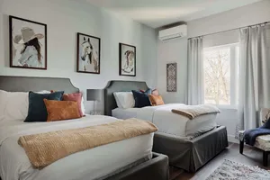 Image of The Johnny - Stylish Rooftop Retreat in Nashville
