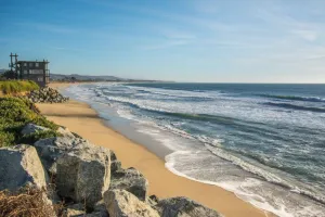 Image of Beach Villa Home - Walk to Beaches Trails Restaurants Activities & more
