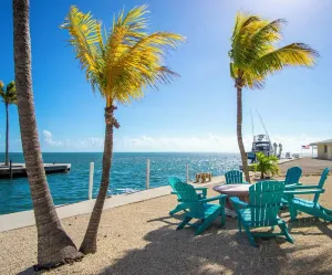 Image of Ocean View Gem 3\/2.5 Home 70` Dock Cabana Club included, and Jacuzzi on Property