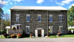Image of FOUR BEDROOOM SUITES AND SHARED SALTWATER POOL<br>