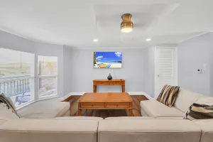 Image of Beautifully renovated dockside retreat