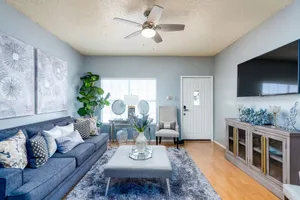 Image of Unique 3-story relaxation
