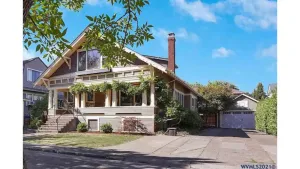 Image of Spacious Historic Home with Fireplace in Downtown