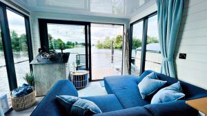 Image of welcome on board - houseboat holidays in Hamburg
