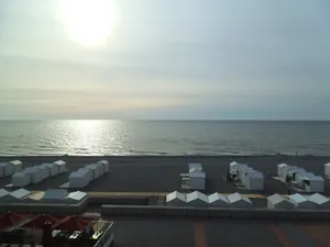 Image of THE BOAT Bright apartment facing the sea and the beach