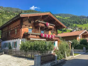Image of Cosy apartment with terrace in Bramberg