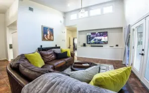 Image of D' Retreat! Spacious, Dog friendly, Pool, Sleeps14