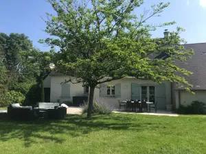 Image of Well-equipped family villa with large plot near the Chateaux de la Loire