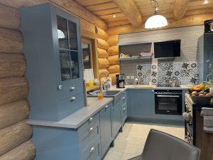Image of Living above the clouds in a log cabin