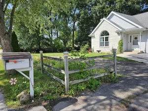 Image of Country White House