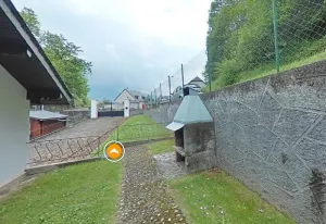 Image of Apparently t3 at the crossroads of 3 valleys