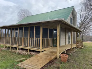 Image of Peace and quiet of country living within minutes of city amenities.