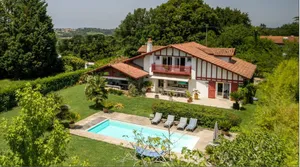Image of House \/ Villa - ARBONNE