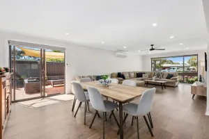 Image of Tidal Waves on Lowe - Ocean Grove