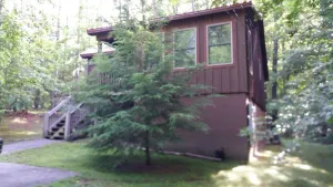 Image of Magnolia Smokey Mtn Cabin with hot tub &  community pool close to Cades Cove