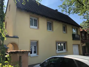Image of Ferienhaus für 6-8 Personen - Zentral und Sehr Geräumig mit Überdachter Terrasse