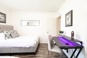 Image of Centrally located 3bd\/3ba near Disneyland\/Hollywood\/Pasadena