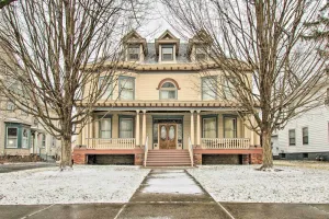 Image of Charming Bloomington Apt w\/ Walkable Location