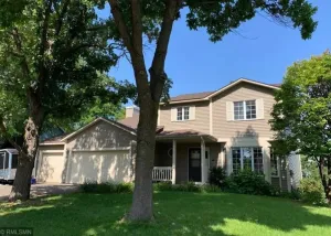 Image of Stunning, Spacious 4 BR with King Suite, 3 stall Garage, 3 Bath, Game Room