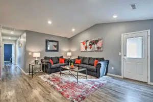 Image of Cozy Townhome w\/ Lake View ~ 10 Mi to Wichita