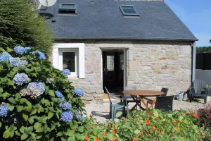 Image of Charming penty, 3* gite, enclosed garden with trees